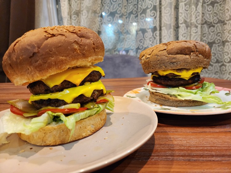از شما/دوبل چیز برگر 🍔