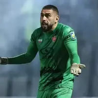 دروازه‌بان پرسپولیس در رویای لغزش بیرانوند!