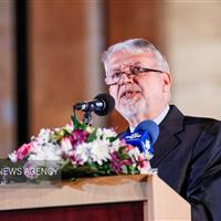وزیر گردشگری: برای یک میلیارد یورو درآمد از صنایع دستی هدف‌گذاری کردیم