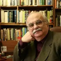 خواندن قسمتی از متن تاریخی تدریس معلمان در ایران