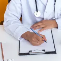 کمبود پزشک عمومی و متخصص اصلی‌ترین چالش نهاوند است
