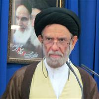امام جمعه دیر: قراردادهای موقت برای کارگران امنیت آفرین نیست