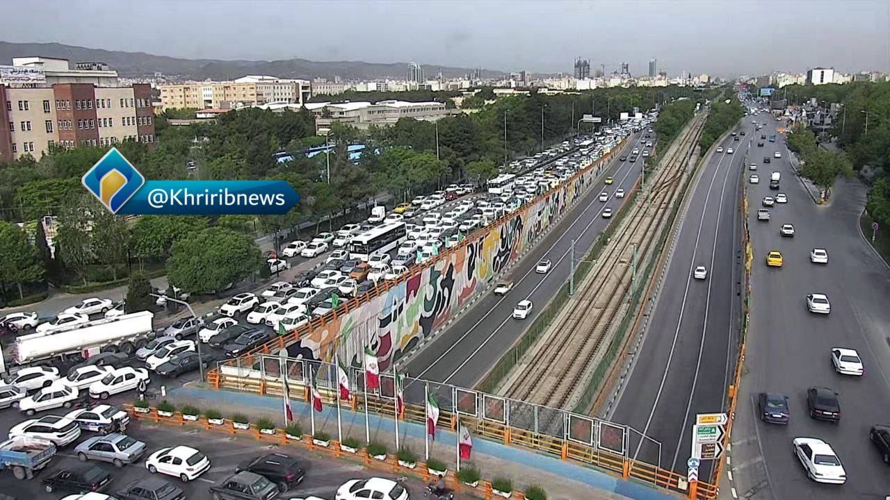 ترافیک شدید در میدان آزادی مشهد