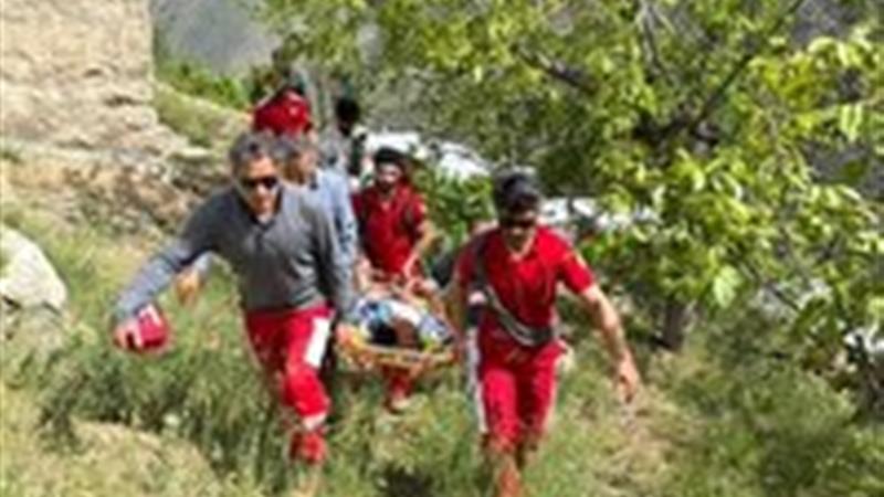 نجات فرد سقوط کرده از ارتفاعات روستای کویان شهرستان طارم