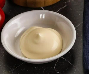 طرز تهیه سس مایونز بدون تخم مرغ