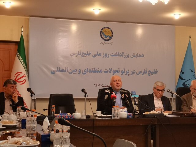 ظریف: مذاکره تهدید نیست؛ ترامپ می‌گوید ایرانی‌ها سر کری را کلاه گذاشتند