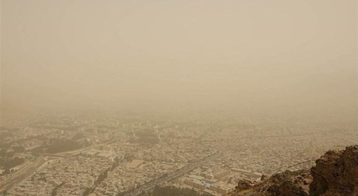 حاکمیت پدیده گرد و غبار در لرستان