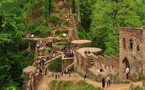 طبیعت زیبای قلعه رودخان