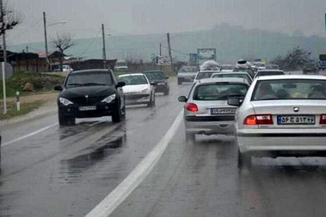 هشدار پلیس نسبت به لغزندگی جادهها و کاهش دید در برخی استانها