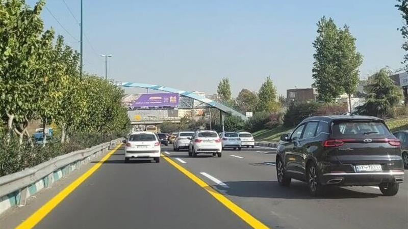تردد روان در آزادراههای البرز؛ محور کرج - چالوس یکطرفه میشود
