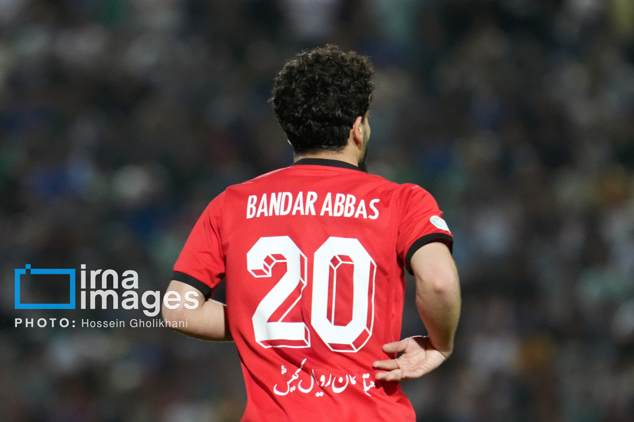 عکس/ لیگ برتر فوتبال؛  شمس آذر و تراکتور