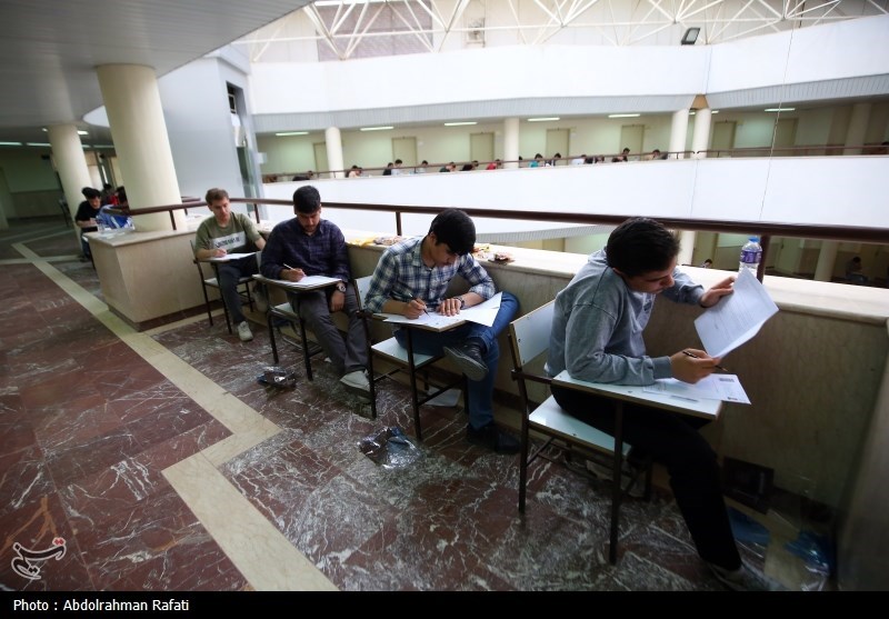 عکس/ کنکور سراسری سال ۱۴۰۴ در همدان