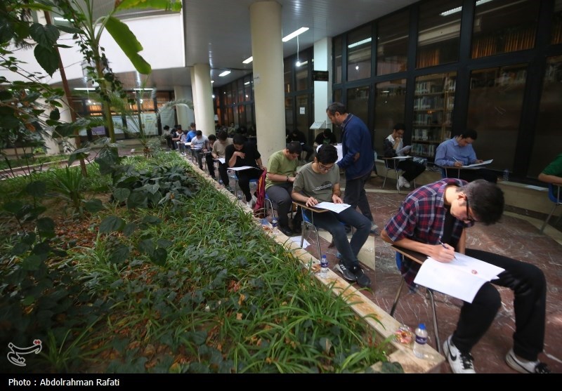 عکس/ کنکور سراسری سال ۱۴۰۴ در همدان