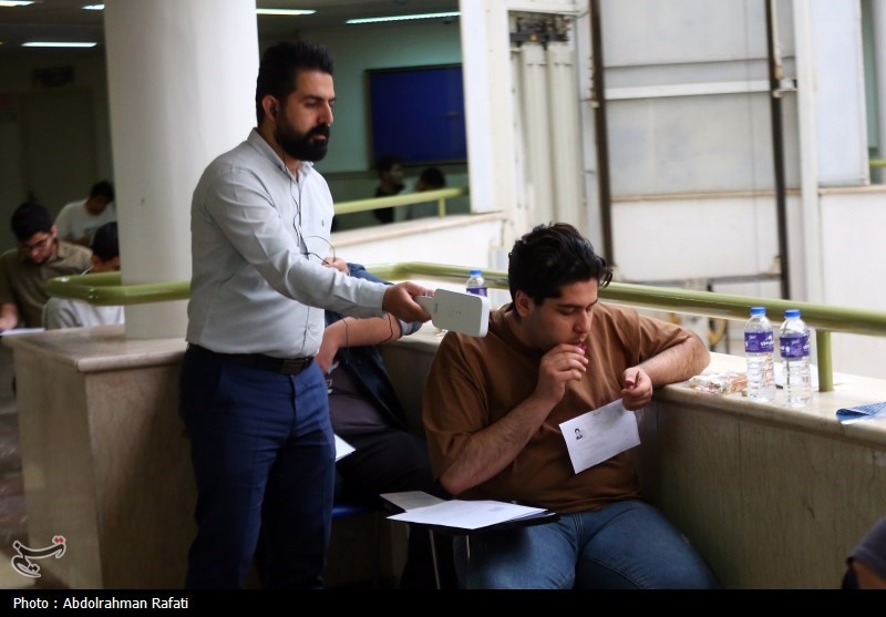 عکس/ کنکور سراسری سال ۱۴۰۴ در همدان