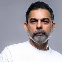 عکس تازه‌ای که از پیمان معادی و خواهرش منتشر شد