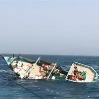 نجات سرنشینان شناور غرق‌شده در خلیج‌فارس توسط مردم