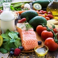 چه غذاهایی طبیعت گرم و خشک دارند ؟