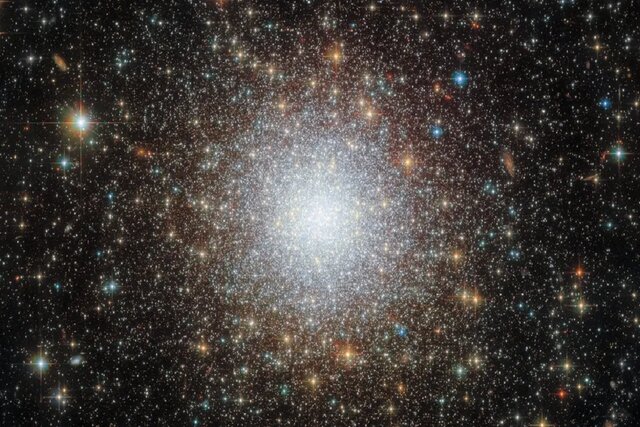 NGC 346، این منطقه  ستاره زا را ببینید!