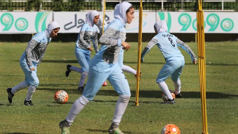 ۲ بانوی کرمانشاهی به اردوی تیم ملی فوتبال بزرگسالان دعوت شدند