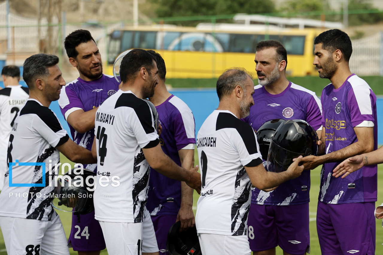 دیدار «ستارگان دهه ۶۰» و «پلیس راهور»