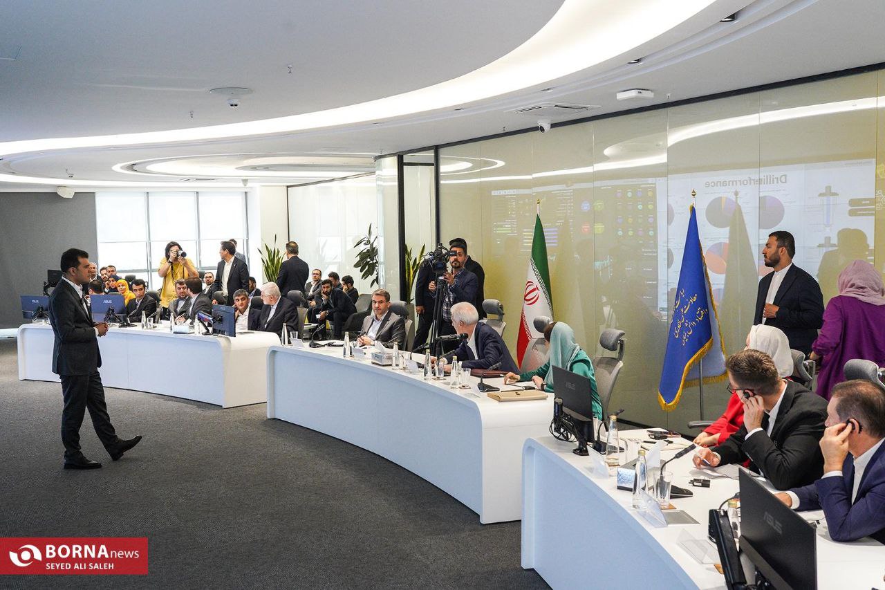 دیدار معاون علمی رئیس‌جمهوری با دستیار پوتین
