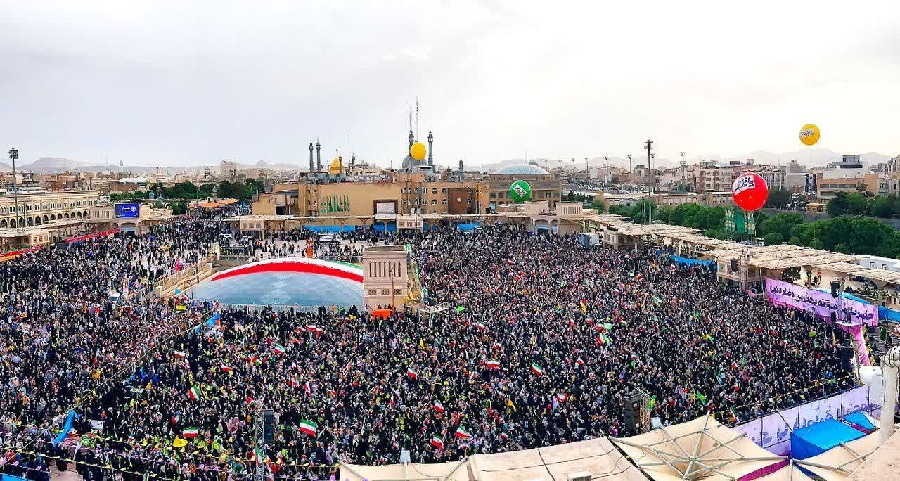 جشن 50 هزارنفری دختران ایران در محفل بزرگ ولادت حضرت معصومه (س)