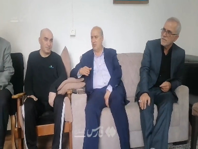 مهدی تاج: مردم عسل هستند برایشان نیش میخوریم!