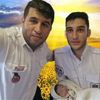 تولد نوزاد عجول لردگانی درآمبولانس فوریتهای پزشکی چهارمحال و بختیاری
