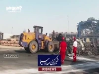ادامه عملیات آواربرداری در محوطه کانتینریِ بندر شهید رجاییِ 
