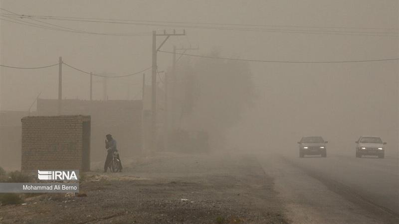 طوفان سبب قطع برق مناطقی از استان البرز شد