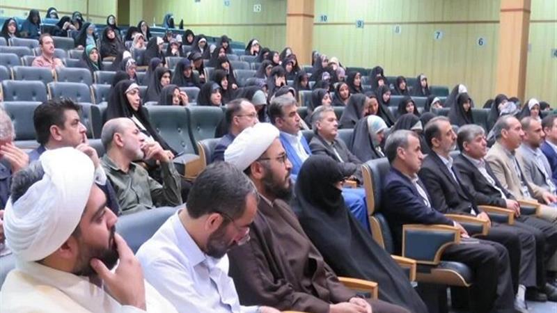 برگزاری همایش گرامیداشت روز معلم در ناحیه امام حسین(ع) کرج