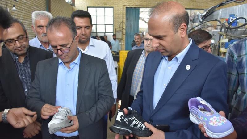 صنعت کفش هیدج زنجان نیازمند حمایت مسئولان
