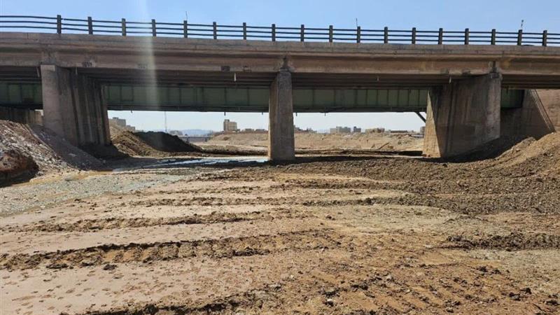 مرمت و بهسازی یک پل مهم در محور ایوانکی گرمسار آغاز شد