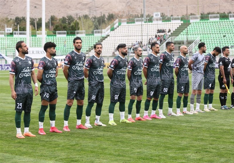 ذوب‌آهن با 3 غایب مقابل مس رفسنجان