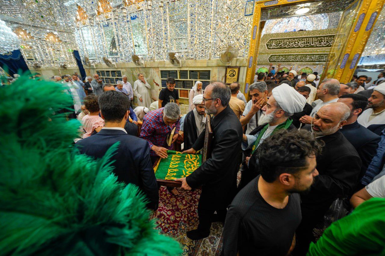 پرچم حرم امام رضا علیه‌السلام مهمان آستان مقدس علوی شد 