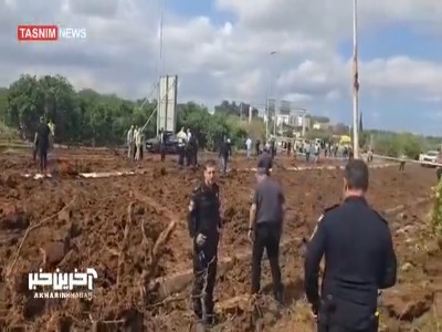 محل سقوط موشک یمنی که حفره بزرگی ایجاد کرد