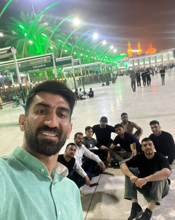 تراکتوریها در بینالحرمین؛ قهرمانان بر سجاده شکر