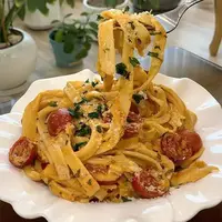 فتوچینی با سس قارچ؛ لذت خوشمزگی در هر لقمه