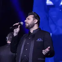 اجرای موزیک «لحظه» در کنسرت احسان خواجه امیری 