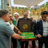 پرچم حرم امام رضا علیه‌السلام مهمان آستان مقدس علوی شد 