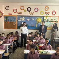تجلیل رئیس پلیس راهور استان یزد از معلمان