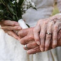 ثبت بیش از ۳۲ هزار ازدواج برای افراد بالای ۵۰ سال