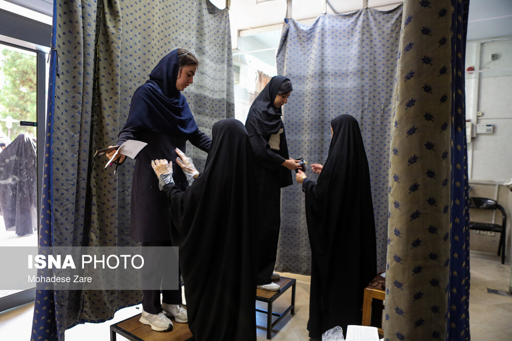 عکس/ تصاویر «منتخب هفته»؛ از انفجار در اسکله بندر شهید رجایی تا قهرمانی تراکتور