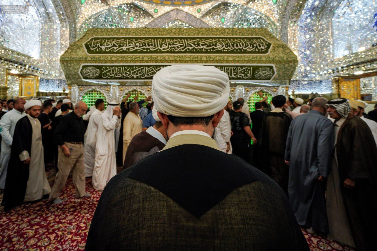 تصاویری تماشایی از حال و هوای حرم مطهر علوی در روز زیارتی مولای متقیان