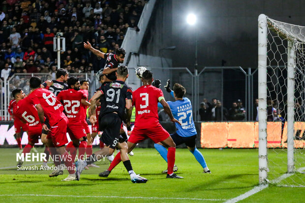 خروج یک مهاجم از پرسپولیس قطعی شد!