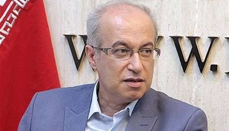 عضو کمیسیون بهداشت و درمان مجلس: افزایش قیمت دارو پرداخت از جیب بیماران را بالا برده است