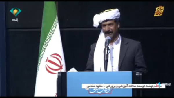 شوخی خیر تربت‌جامی با رئیس‌جمهور: من هم مثل شما اهل سخنرانی نیستم و از روی کاغذ هم نمی‌توانم بخوانم!