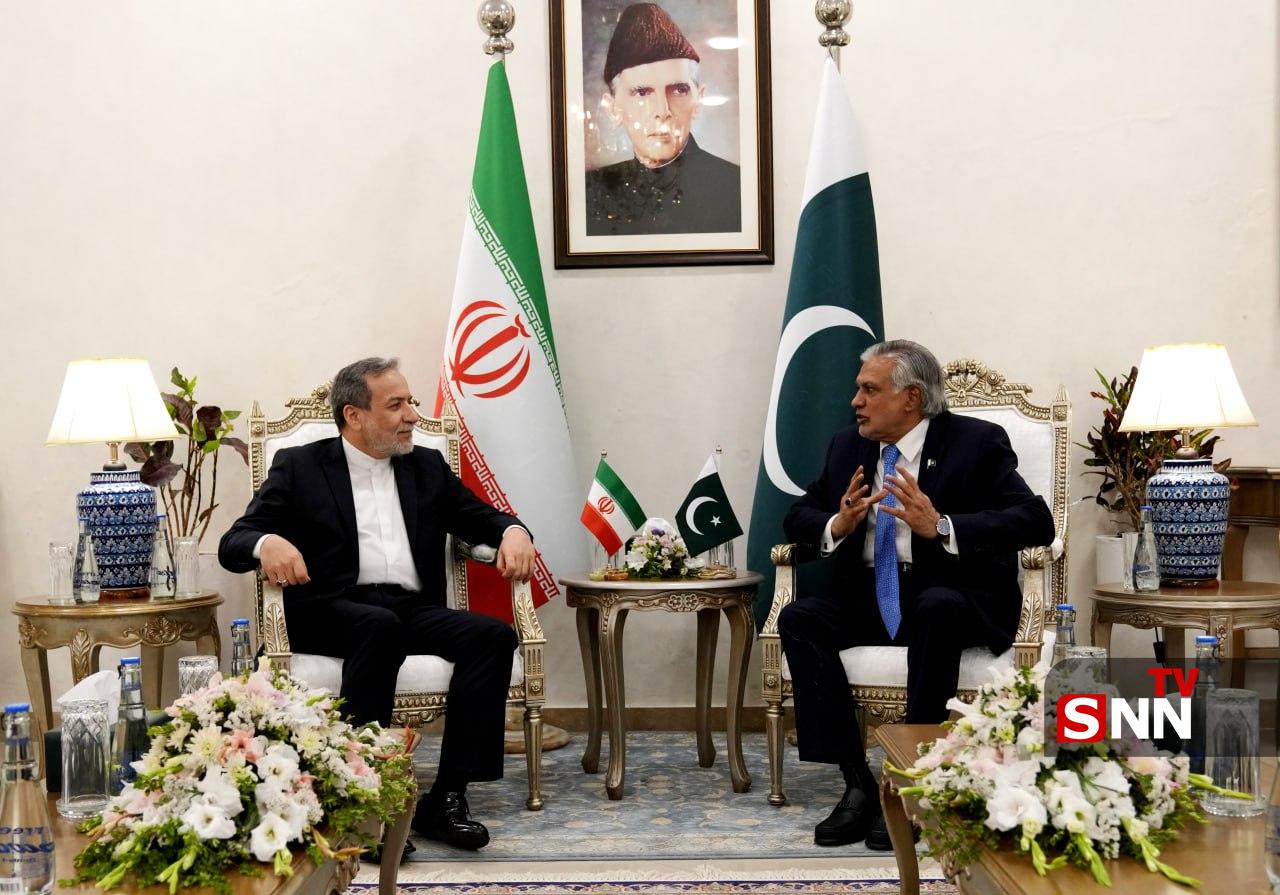 عکس/ دیدار و گفتگوی رسمی عراقچی با معاون نخست وزیر و وزیر امور خارجه پاکستان در اسلام آباد