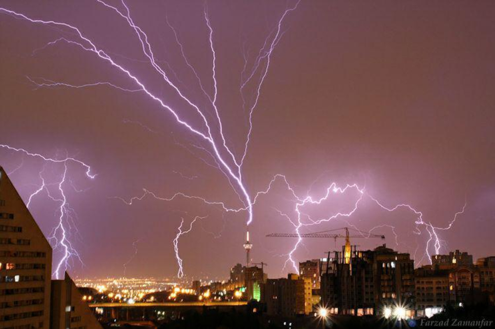 طوفان‌های تندری تا چه زمانی ادامه دارد؟
