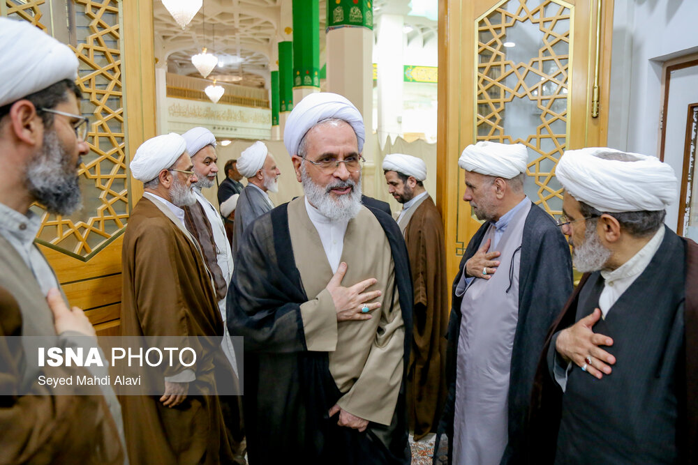 مراسم یادبود جانباختگان بندر شهید رجایی در حرم حضرت معصومه(س)